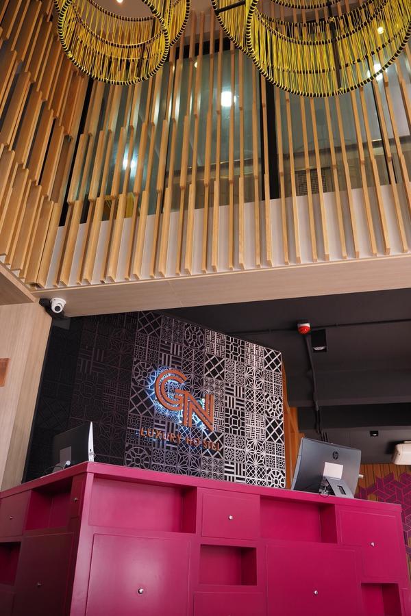 Gn Luxury Hostel Bangkok Bagian luar foto
