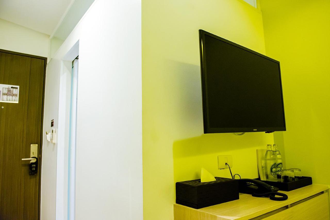 Gn Luxury Hostel Bangkok Bagian luar foto