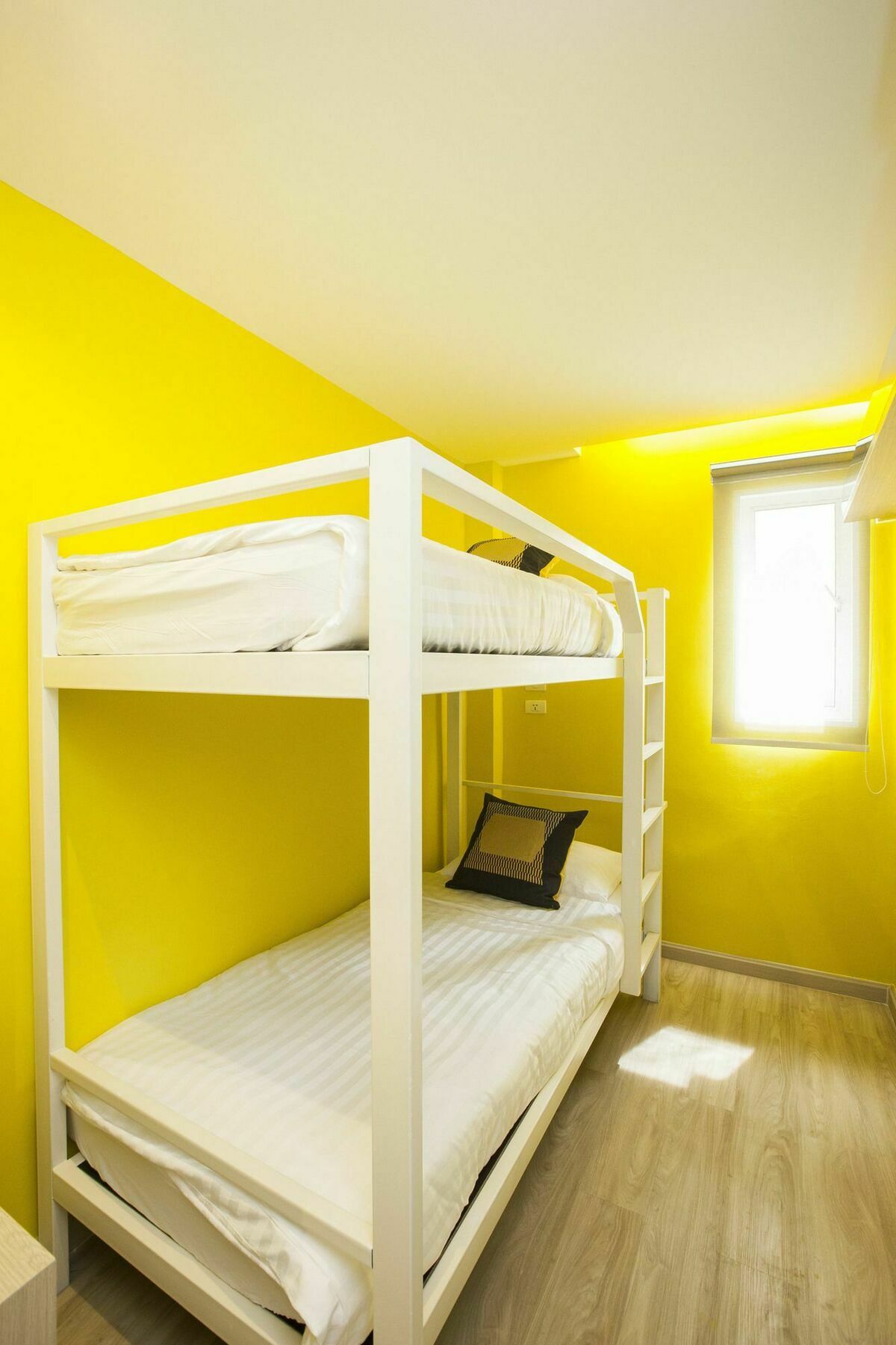Gn Luxury Hostel Bangkok Bagian luar foto